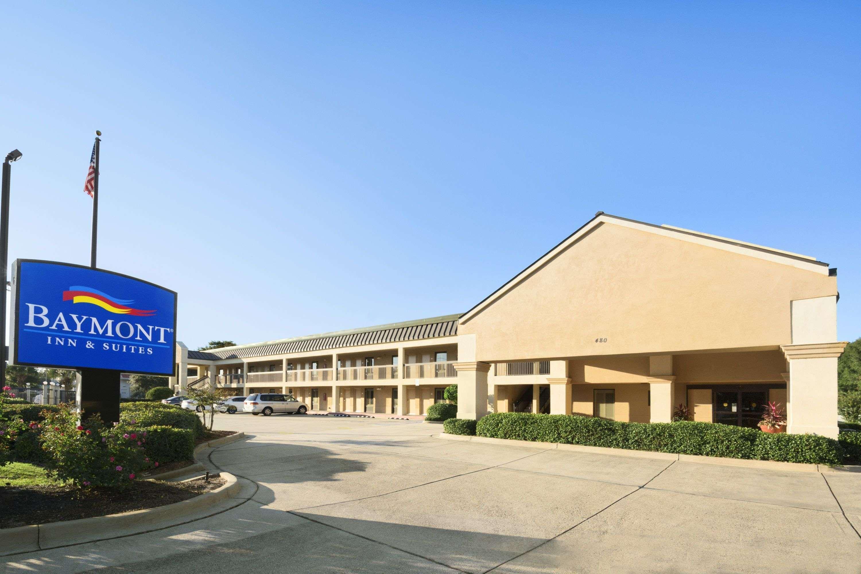 Baymont By Wyndham Fort Walton Beach 3*